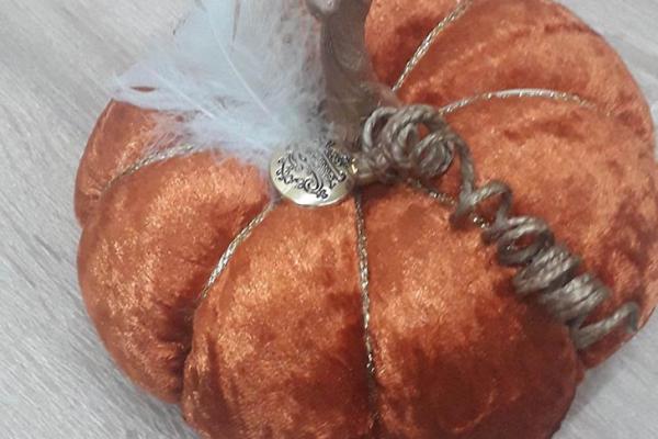 velvet pumpkin